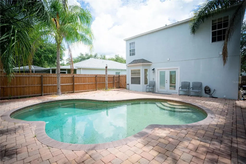 10468 Blackmore Drive Tampa FL 33647