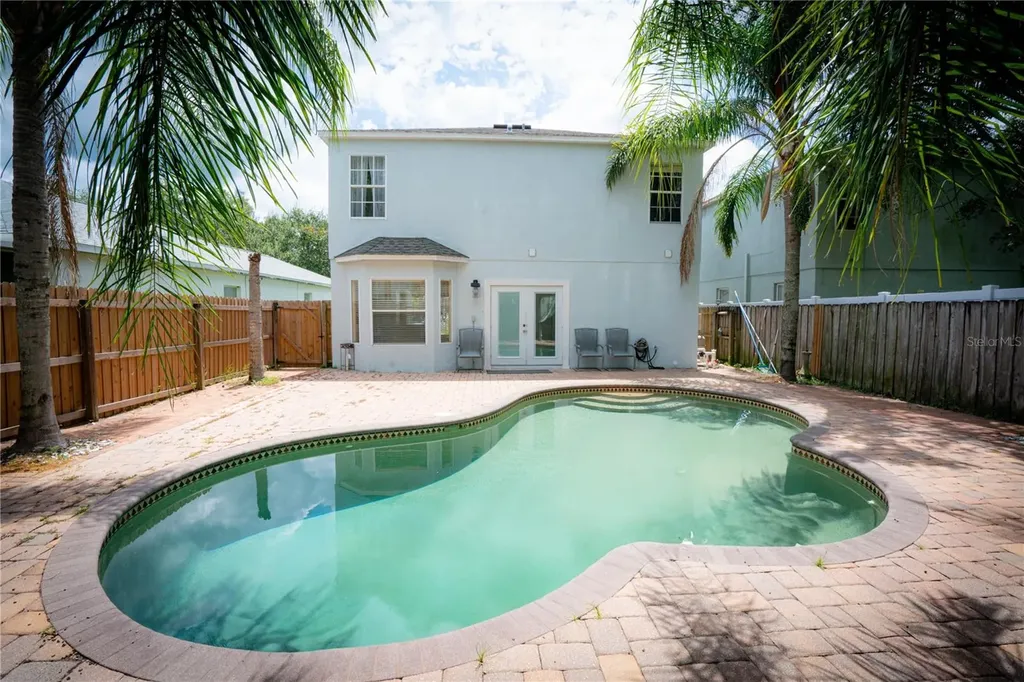 10468 Blackmore Drive Tampa FL 33647