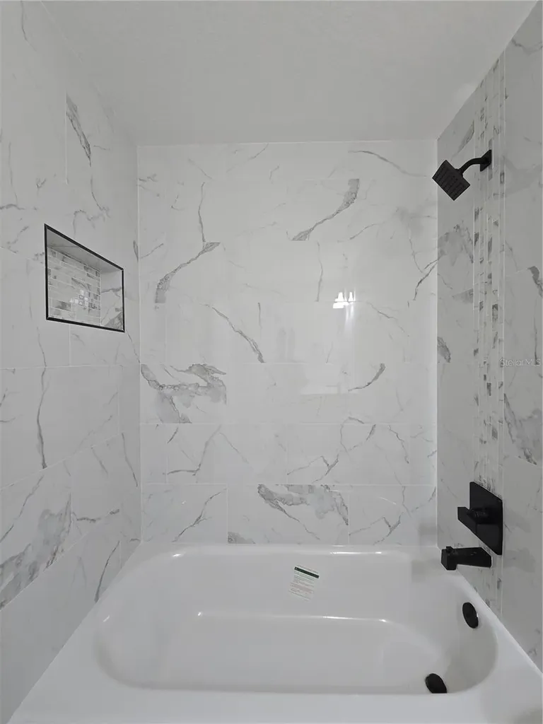 2 Oak Trail Ocala FL 34472