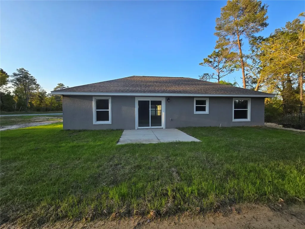 2 Oak Trail Ocala FL 34472