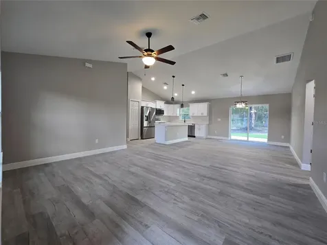 2 Oak Trail Ocala FL 34472