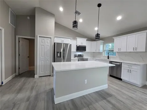 2 Oak Trail Ocala FL 34472