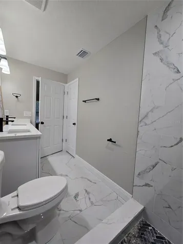 2 Oak Trail Ocala FL 34472