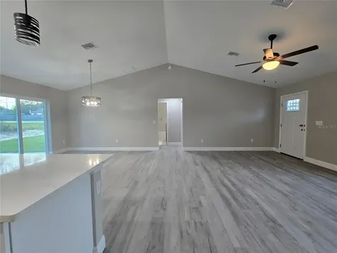 2 Oak Trail Ocala FL 34472