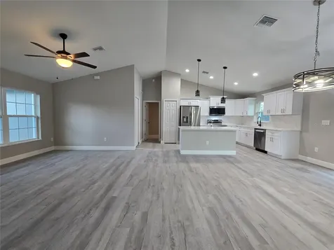 2 Oak Trail Ocala FL 34472