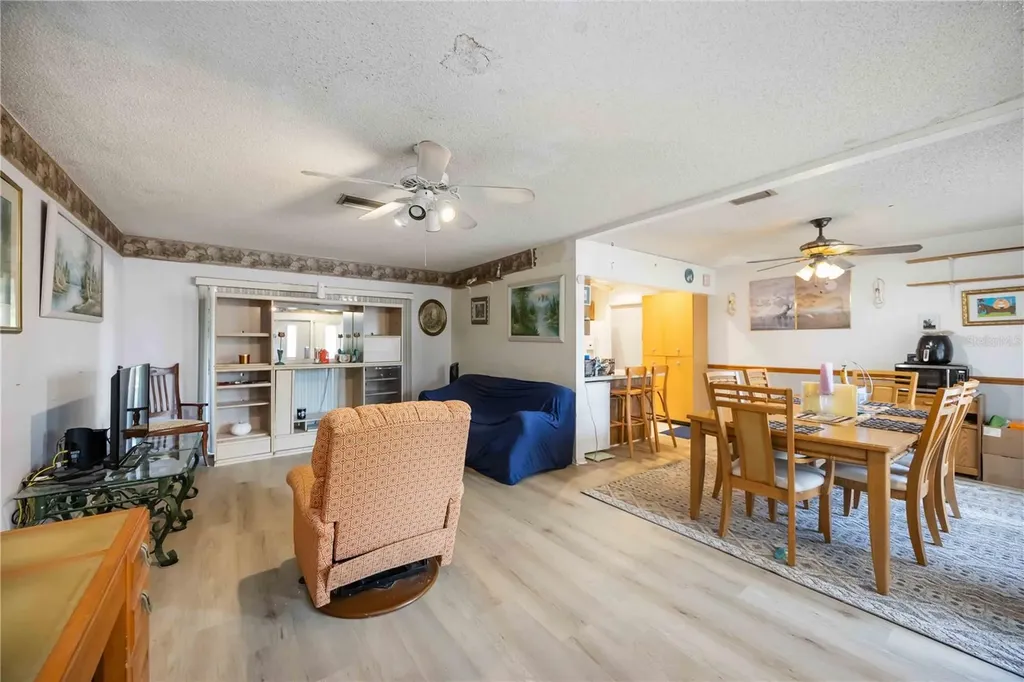 2902 42nd Street W Bradenton FL 34205