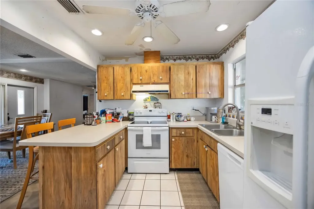 2902 42nd Street W Bradenton FL 34205