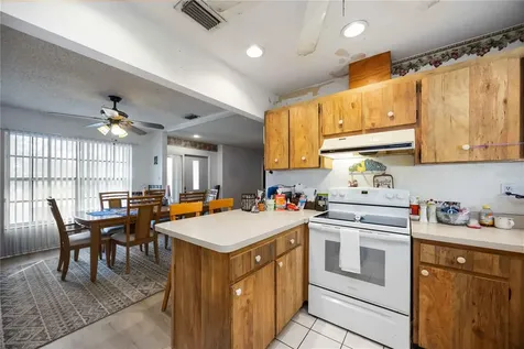 2902 42nd Street W Bradenton FL 34205