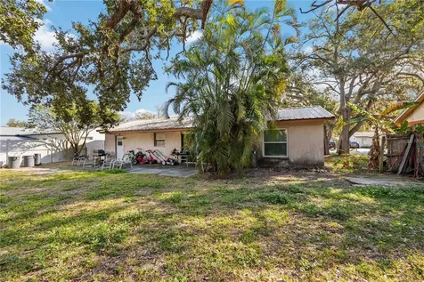 2902 42nd Street W Bradenton FL 34205