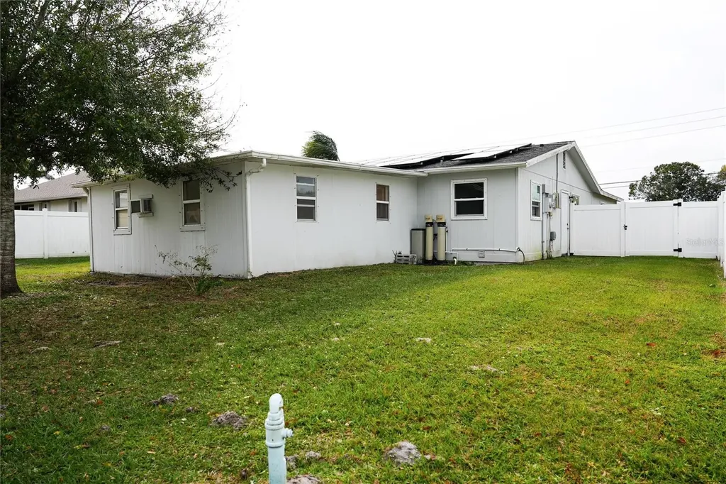 821 Barber Street Sebastian FL 32958