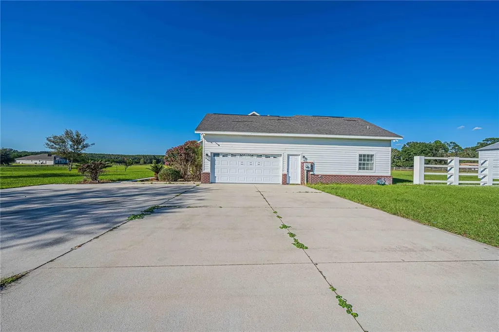 879 NW Milo Terrace Lake City FL 32055