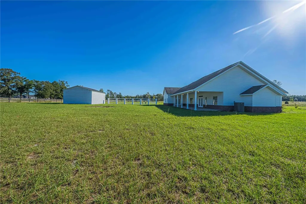 879 NW Milo Terrace Lake City FL 32055