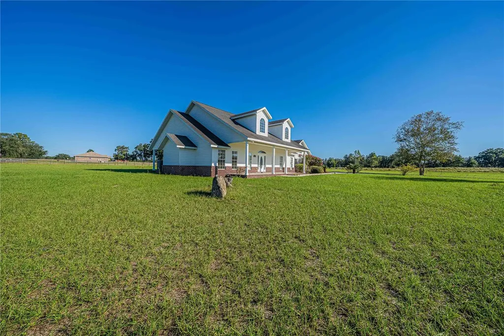 879 NW Milo Terrace Lake City FL 32055