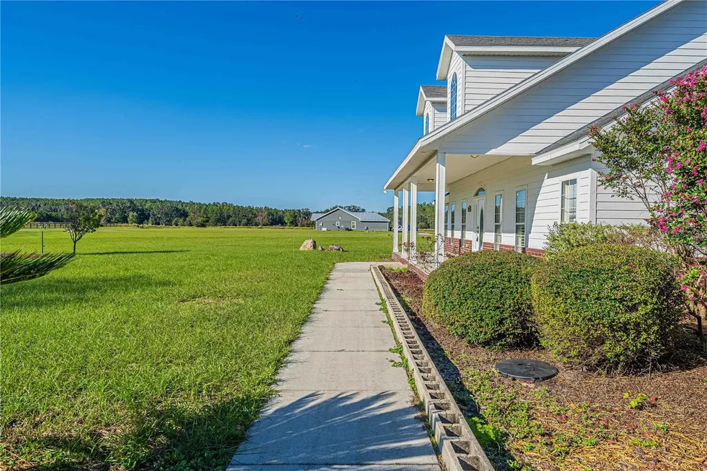 879 NW Milo Terrace Lake City FL 32055
