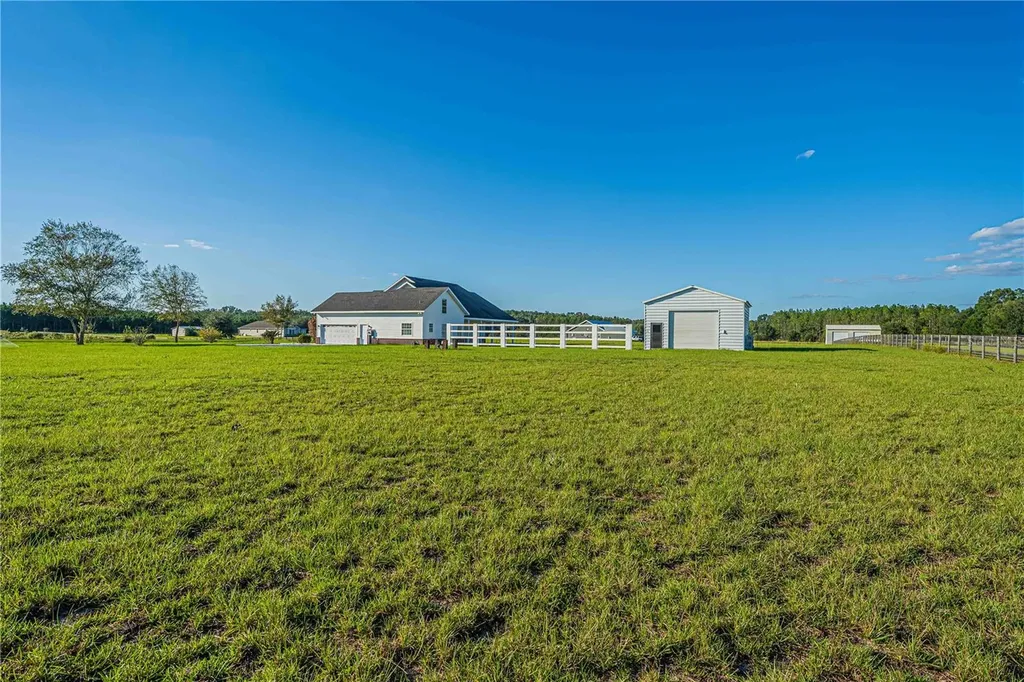 879 NW Milo Terrace Lake City FL 32055