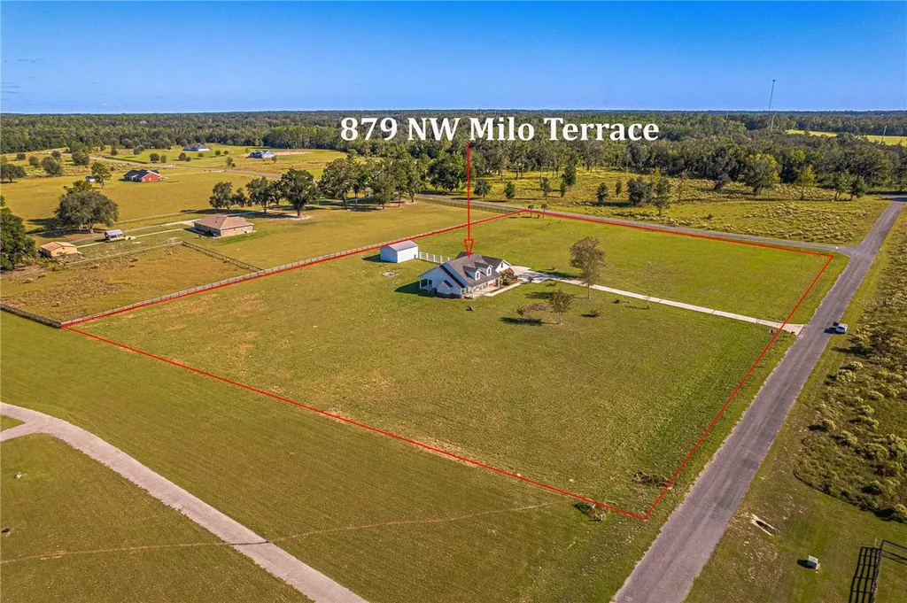 879 NW Milo Terrace Lake City FL 32055