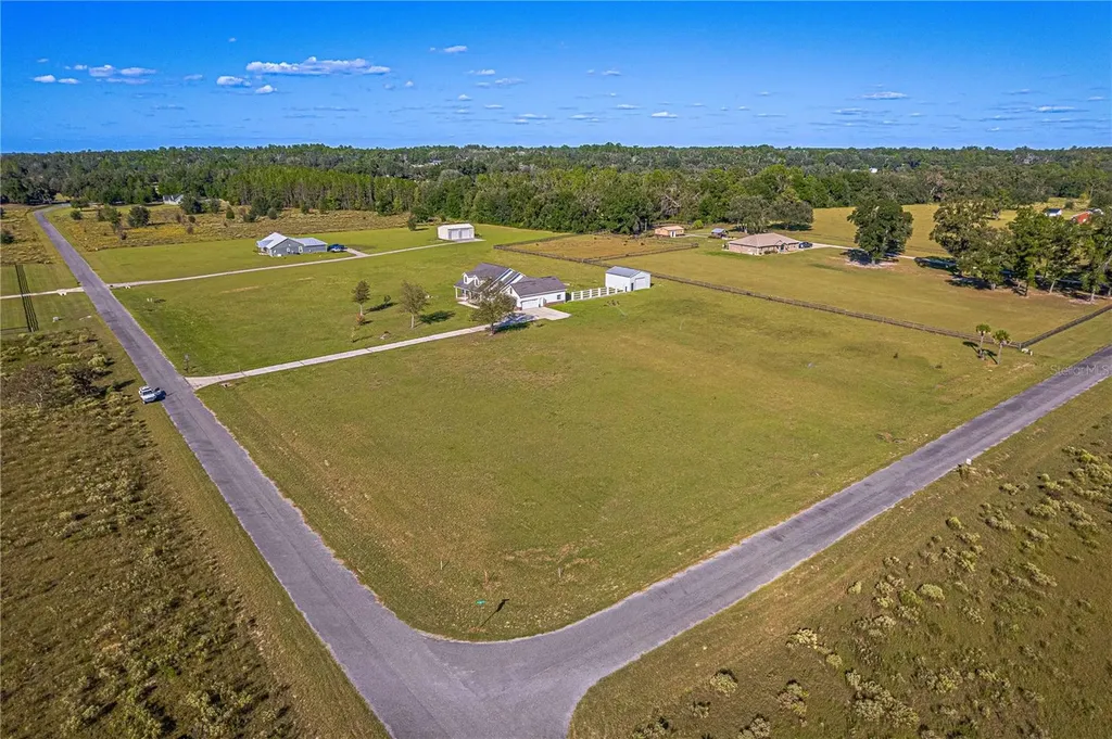 879 NW Milo Terrace Lake City FL 32055
