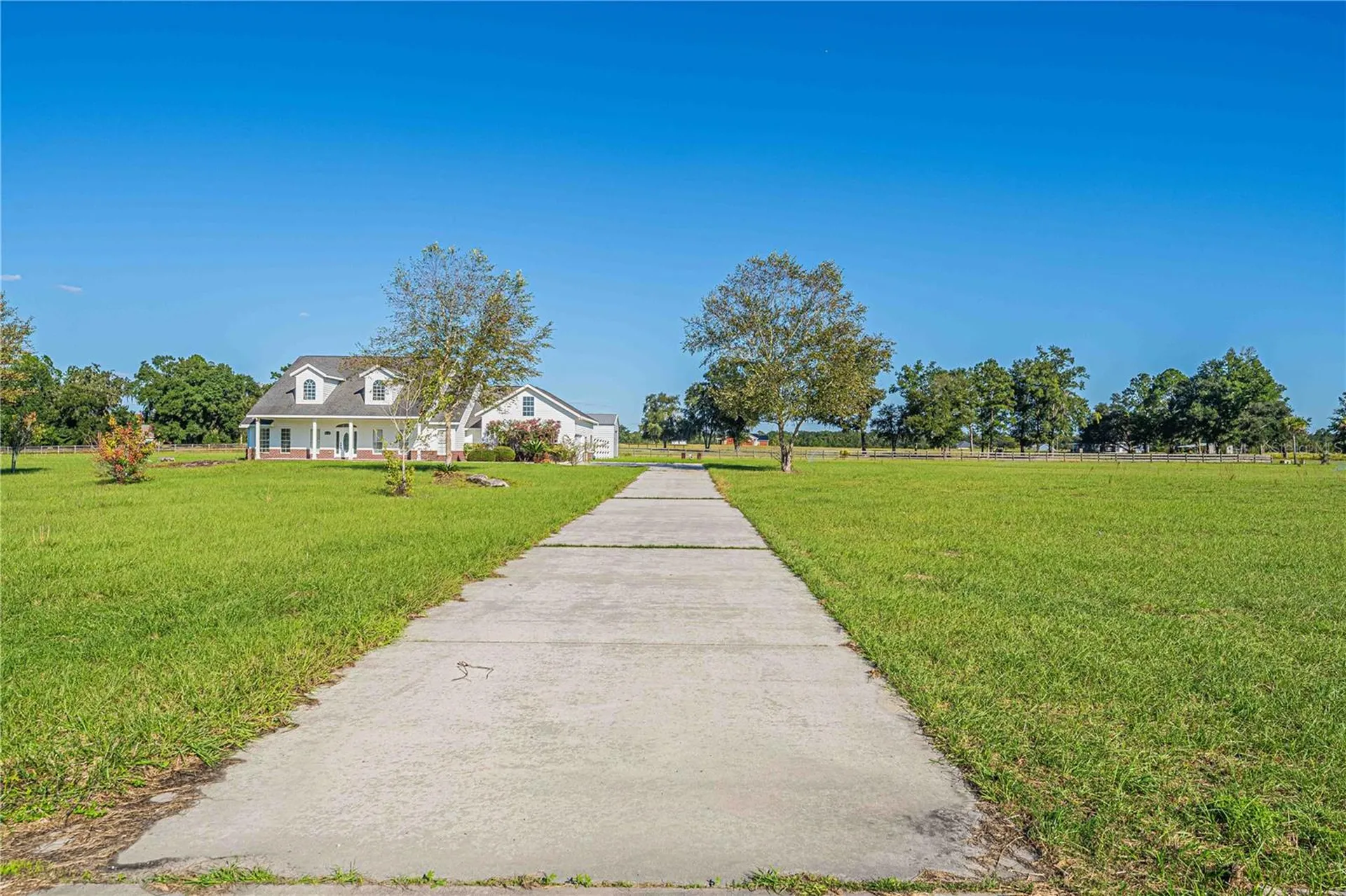 879 NW Milo Terrace Lake City FL 32055