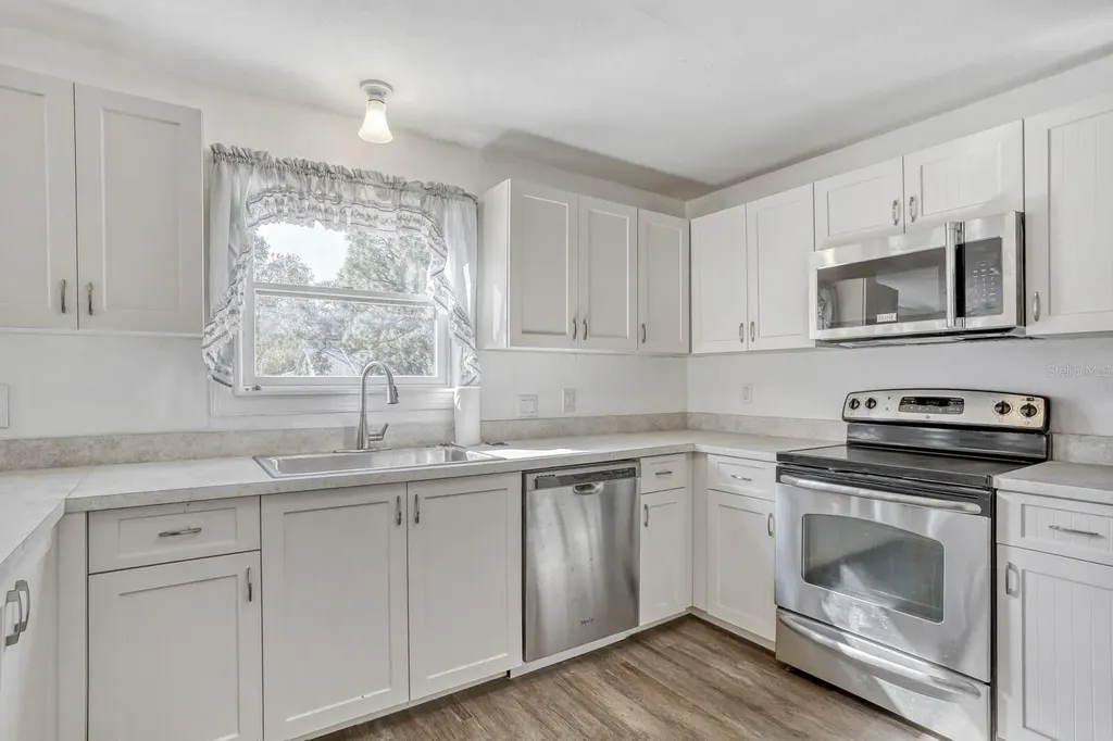 1605 10th Avenue W Palmetto FL 34221