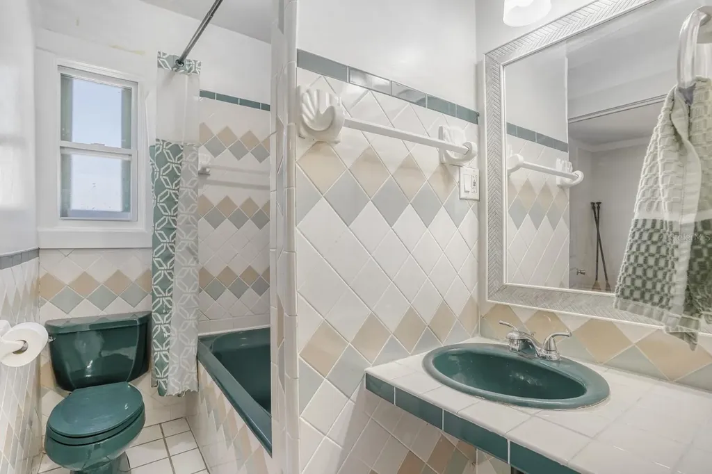 1605 10th Avenue W Palmetto FL 34221