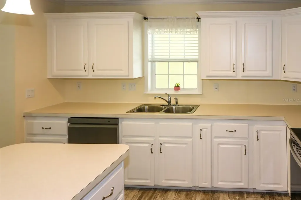 12116 SW County Road 769 #200 Lake Suzy FL 34269