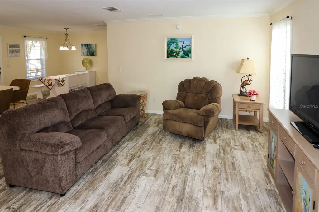 12116 SW County Road 769 #200 Lake Suzy FL 34269