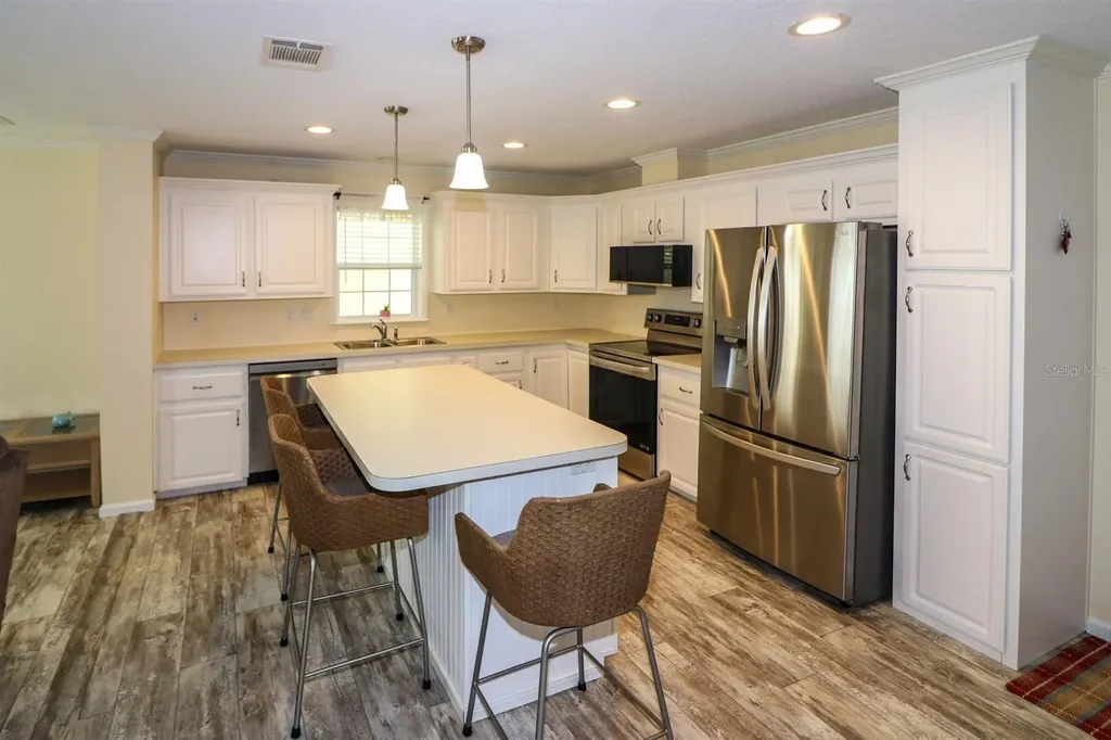 12116 SW County Road 769 #200 Lake Suzy FL 34269
