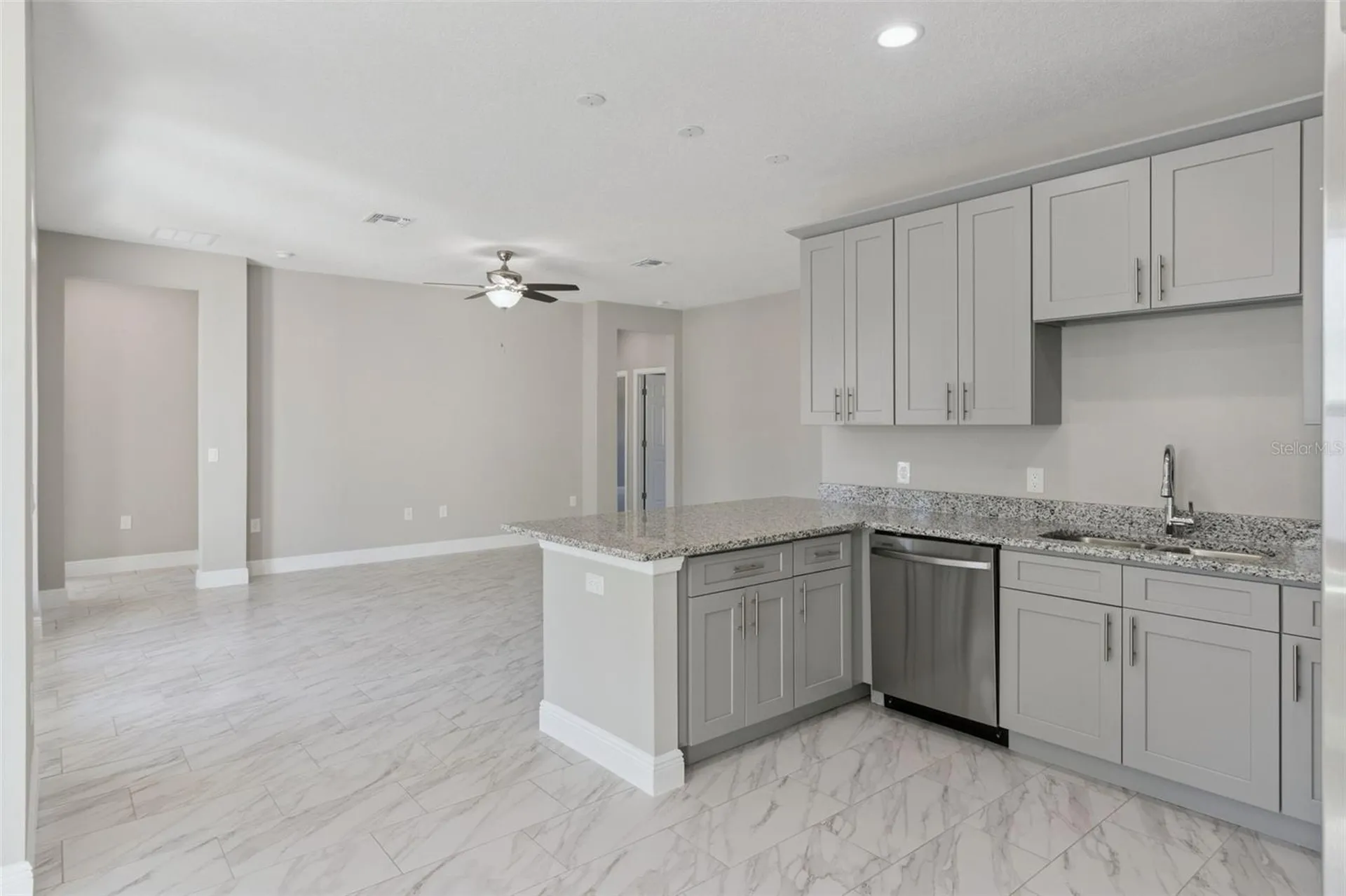 1209 Atlantic Way Kissimmee FL 34759