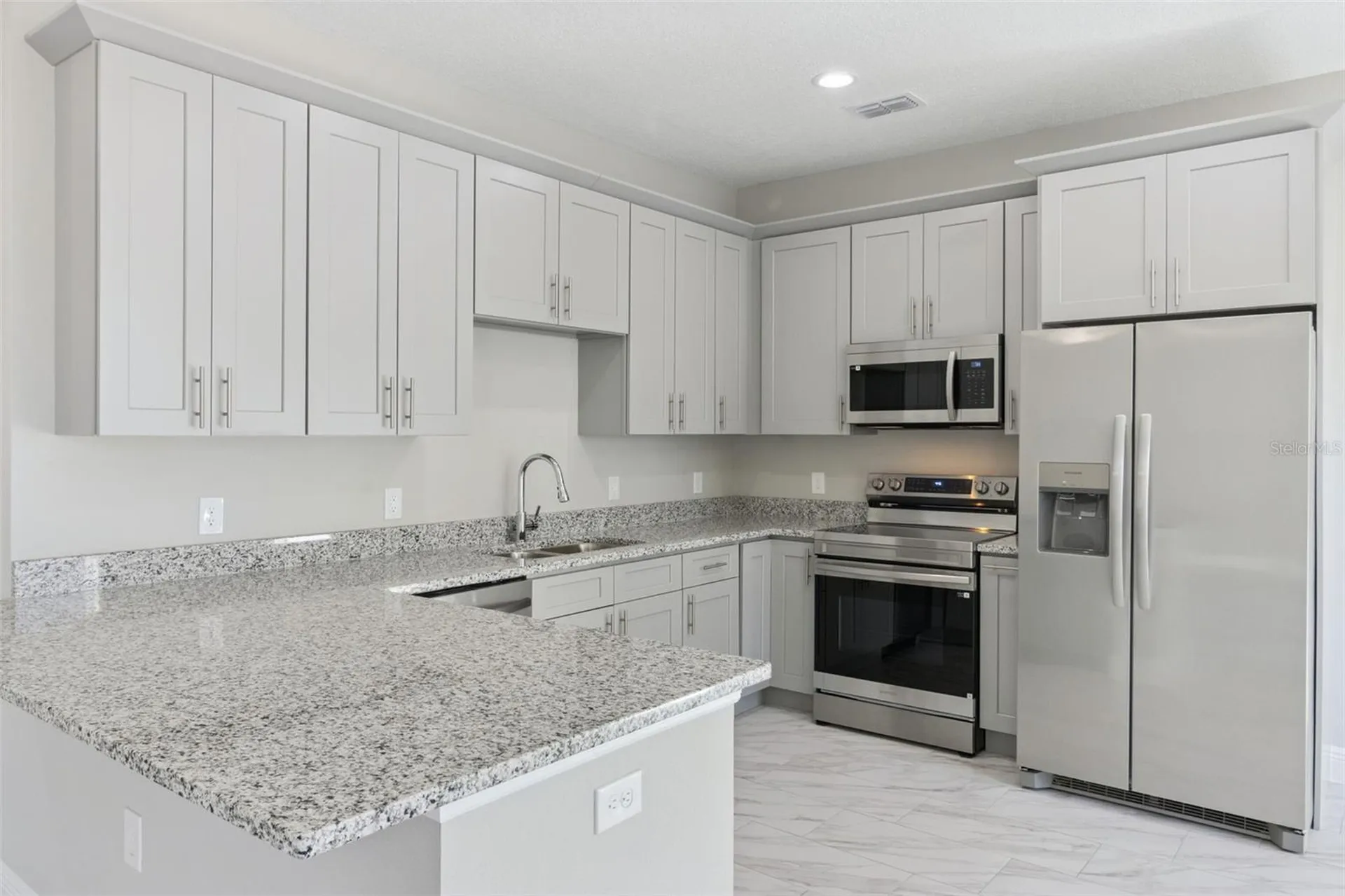 1209 Atlantic Way Kissimmee FL 34759