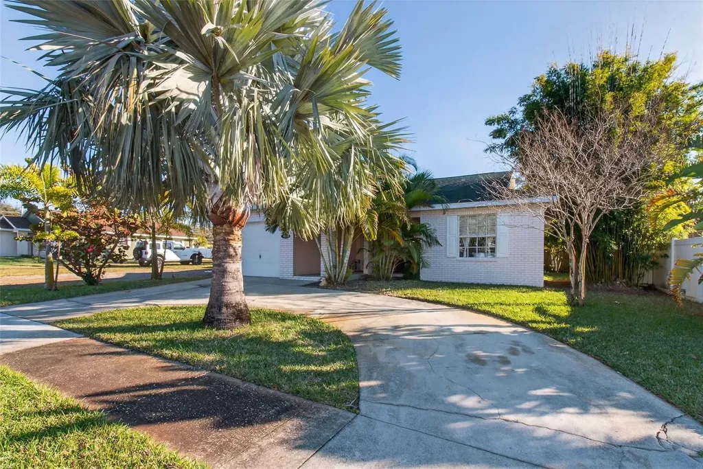 1688 Taylor Lake Circle Largo FL 33778