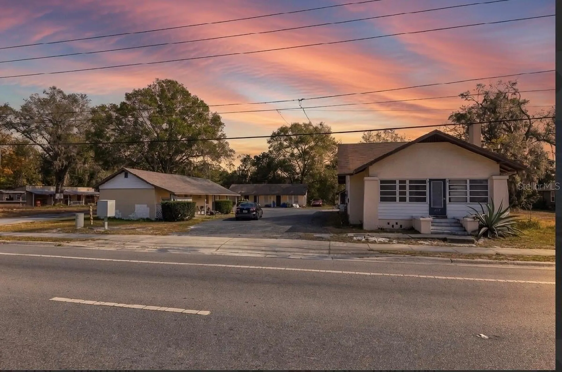 1757 N Woodland Boulevard Deland FL 32720