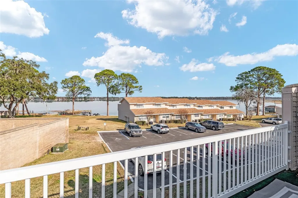 11001 SE Sunset Harbor Road Summerfield FL 34491