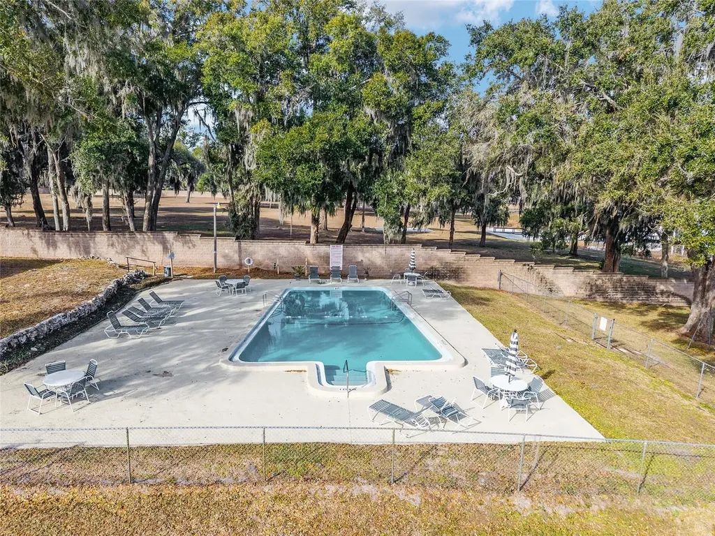 11001 SE Sunset Harbor Road Summerfield FL 34491