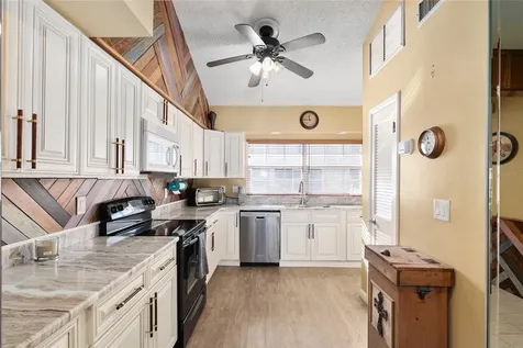 11001 SE Sunset Harbor Road Summerfield FL 34491