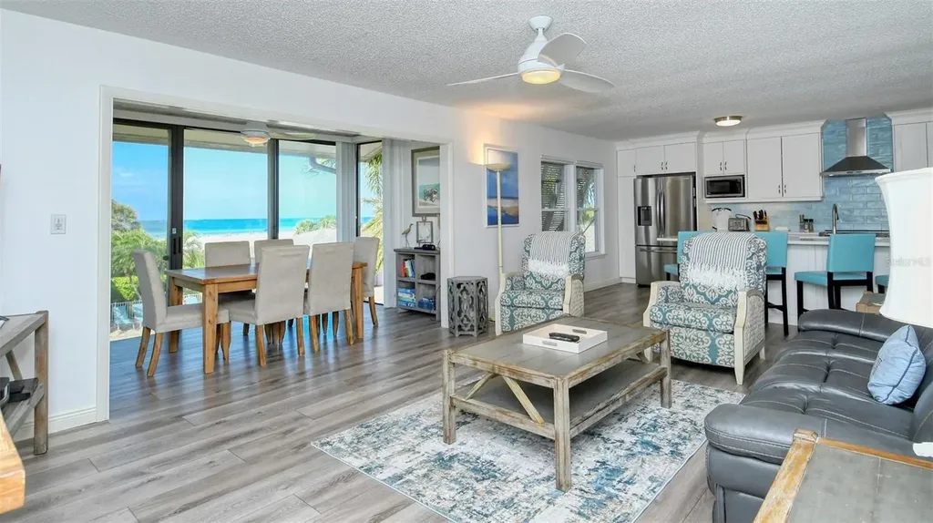 6044 W Peppertree Way Sarasota FL 34242