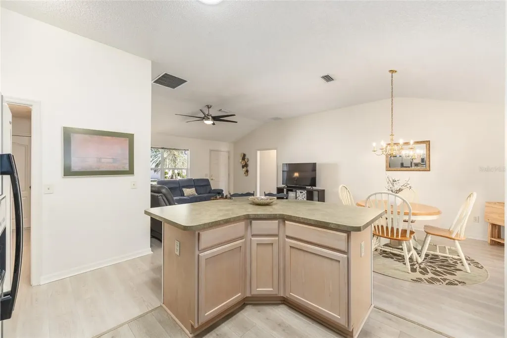 8337 SE 176th Lawson Loop The Villages FL 32162