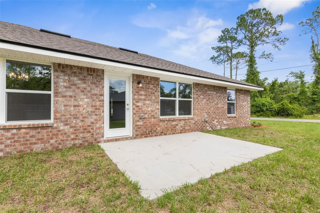 18 Ulbright Court Palm Coast FL 32164