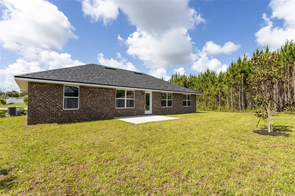 18 Ulbright Court Palm Coast FL 32164