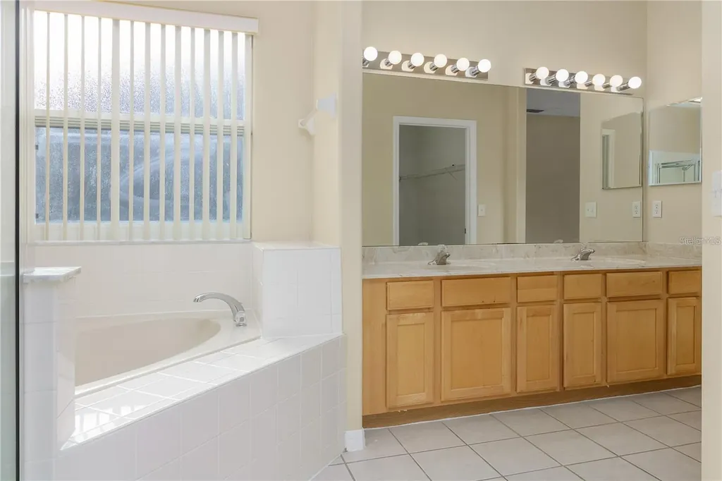 626 Corvina Drive Davenport FL 33897