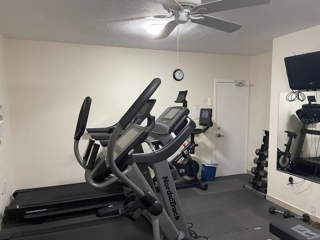 2763 Woodgate Lane Sarasota FL 34231