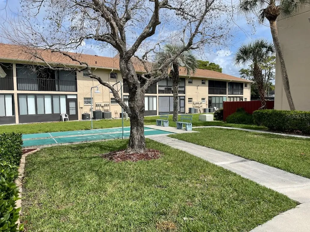 2763 Woodgate Lane Sarasota FL 34231