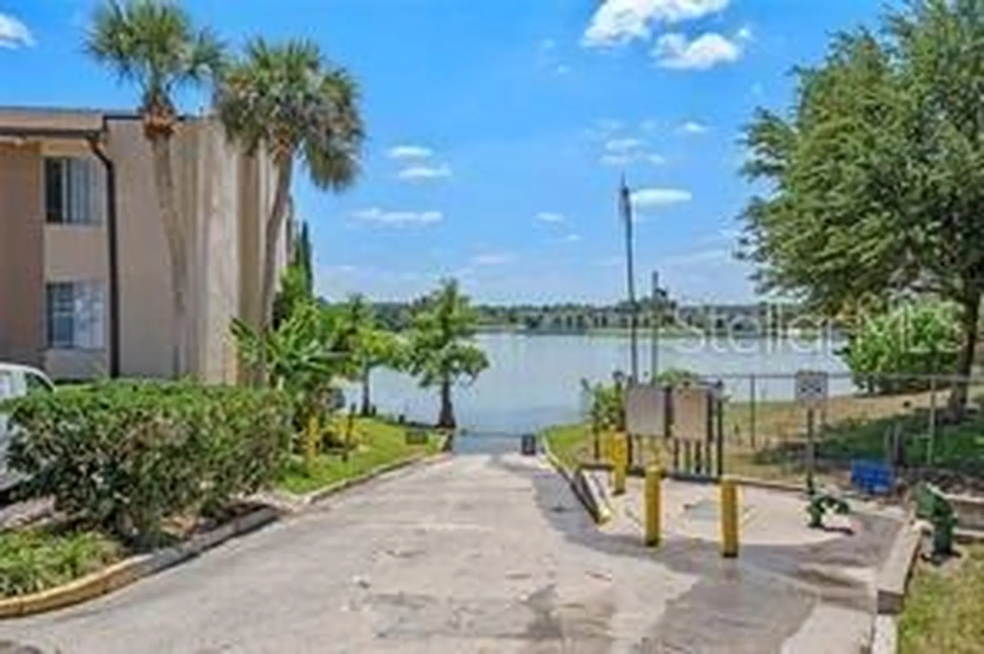 568 Orange Drive Altamonte Springs FL 32701