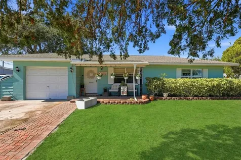 3992 62nd Street N St Petersburg FL 33709