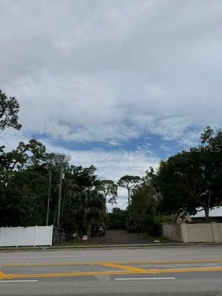 3630 S Haverhill Road Greenacres FL 33463