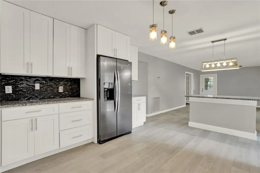 809 Deer Glen Court Fruitland Park FL 34731