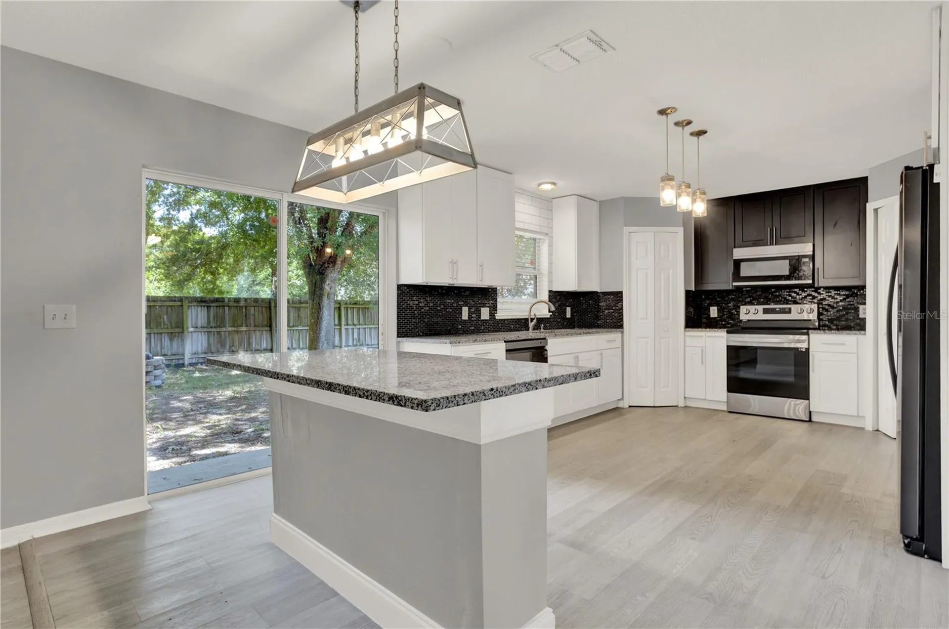 809 Deer Glen Court Fruitland Park FL 34731