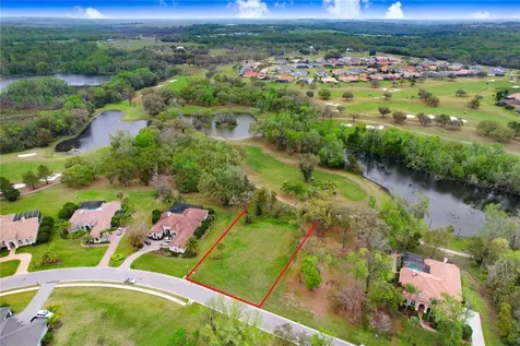 13619 Carnoustie Circle Dade City FL 33525