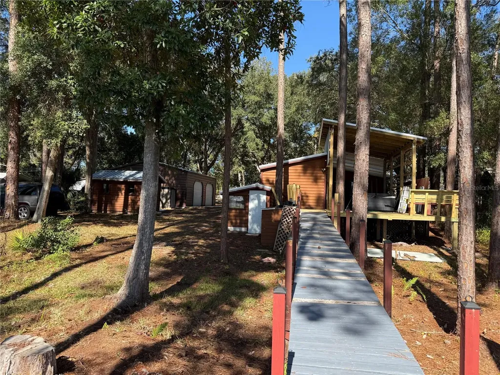 27834 Veva Avenue Paisley FL 32767