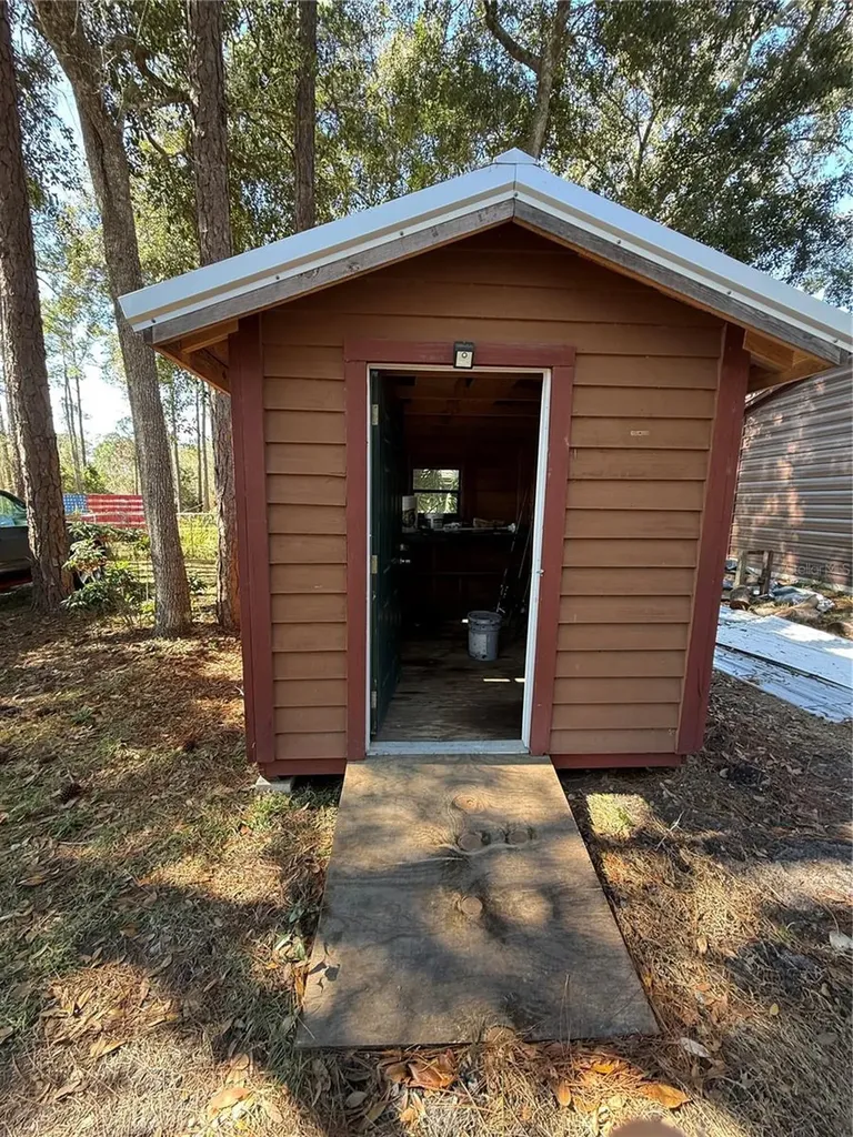 27834 Veva Avenue Paisley FL 32767