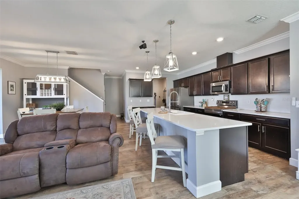 10604 Aldo Moro Drive Wimauma FL 33598